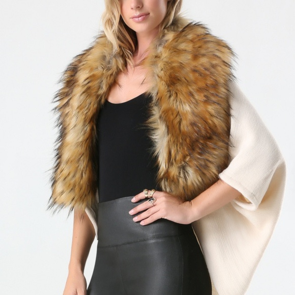 Bebe faux fur collar sweater